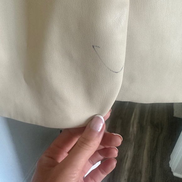 Zara Faux Leather Cream Blazer size small - Picture 5 of 5